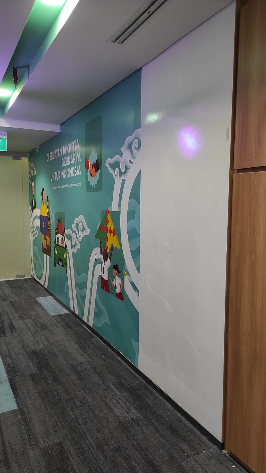 Mural Budaya Perusahaan — OVO